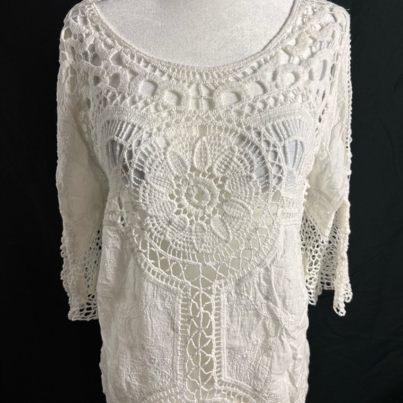 Womens open Knit Top Floral Pattern Dainty Cottagecore Country Chic Beachy SZ  M - Picture 2 of 9